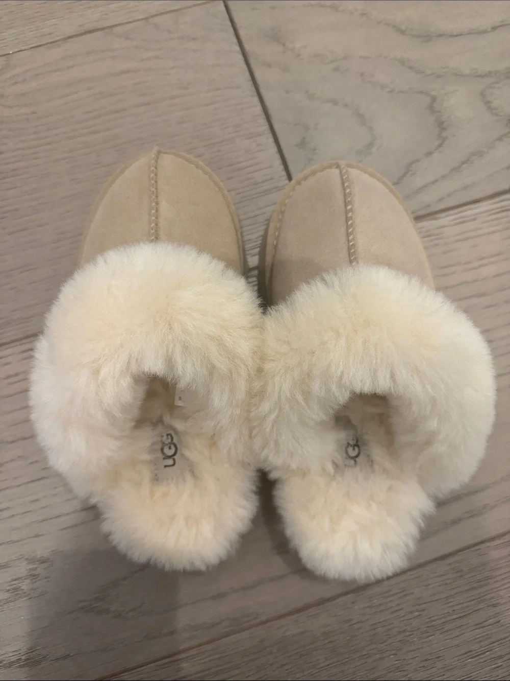UGG Kids Shearling Slippers - Cream/Tan